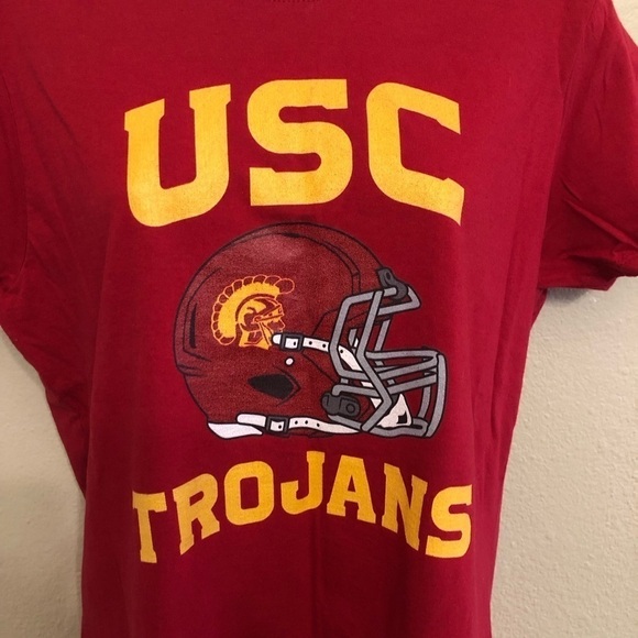 USC Trojans Women’s Football Helmet Team Color Officially Licensed T-Shirt Sz M - Picture 3 of 8
